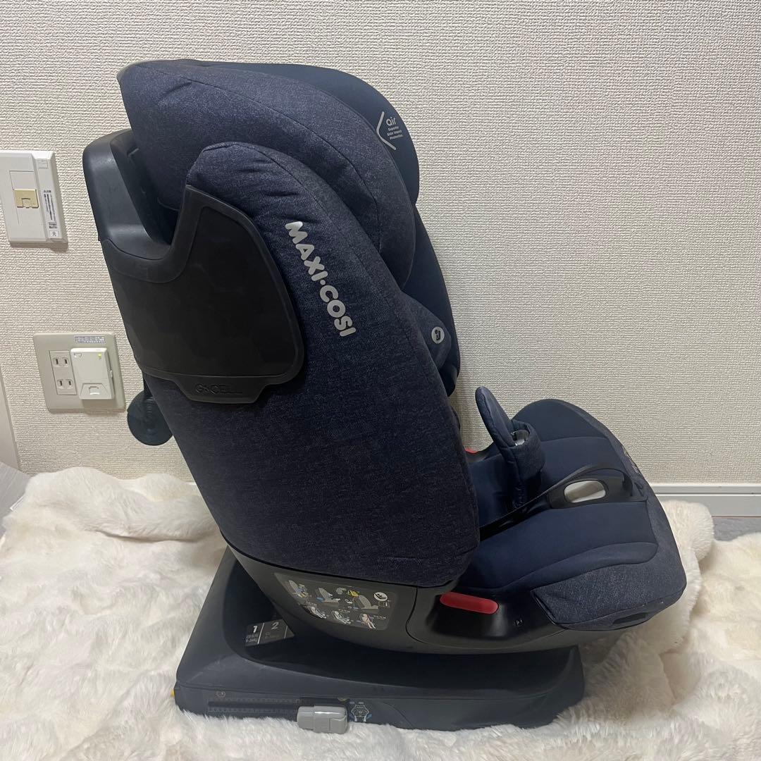 美品　マキシコシ　タイタンプロ　チャイルドシート　ジュニアシート　isofix