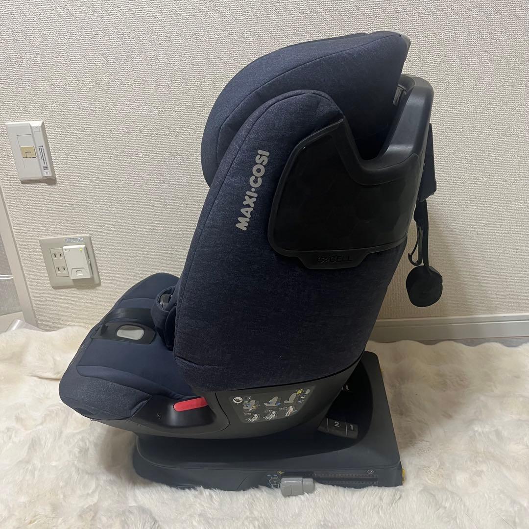 美品　マキシコシ　タイタンプロ　チャイルドシート　ジュニアシート　isofix