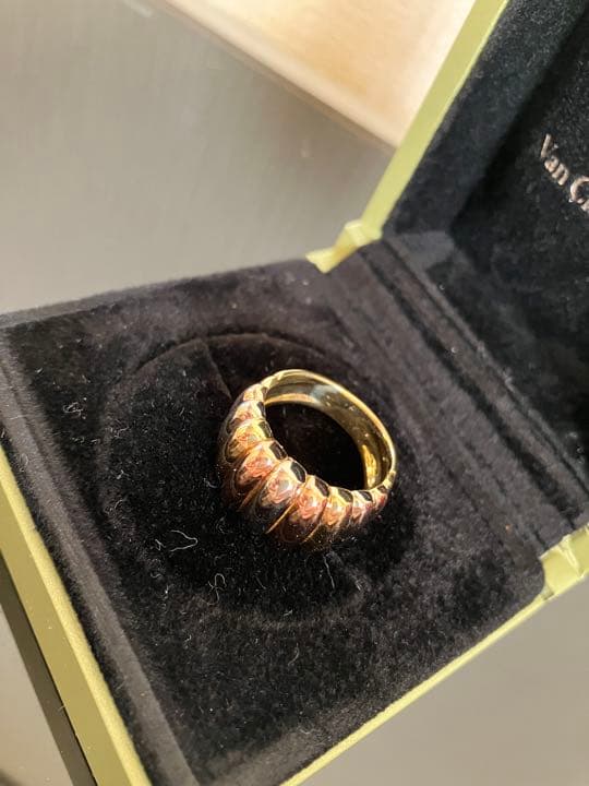 超美品◇ ヴァンクリーフ＆アーペル K18 ボリューミーリング ペルレ