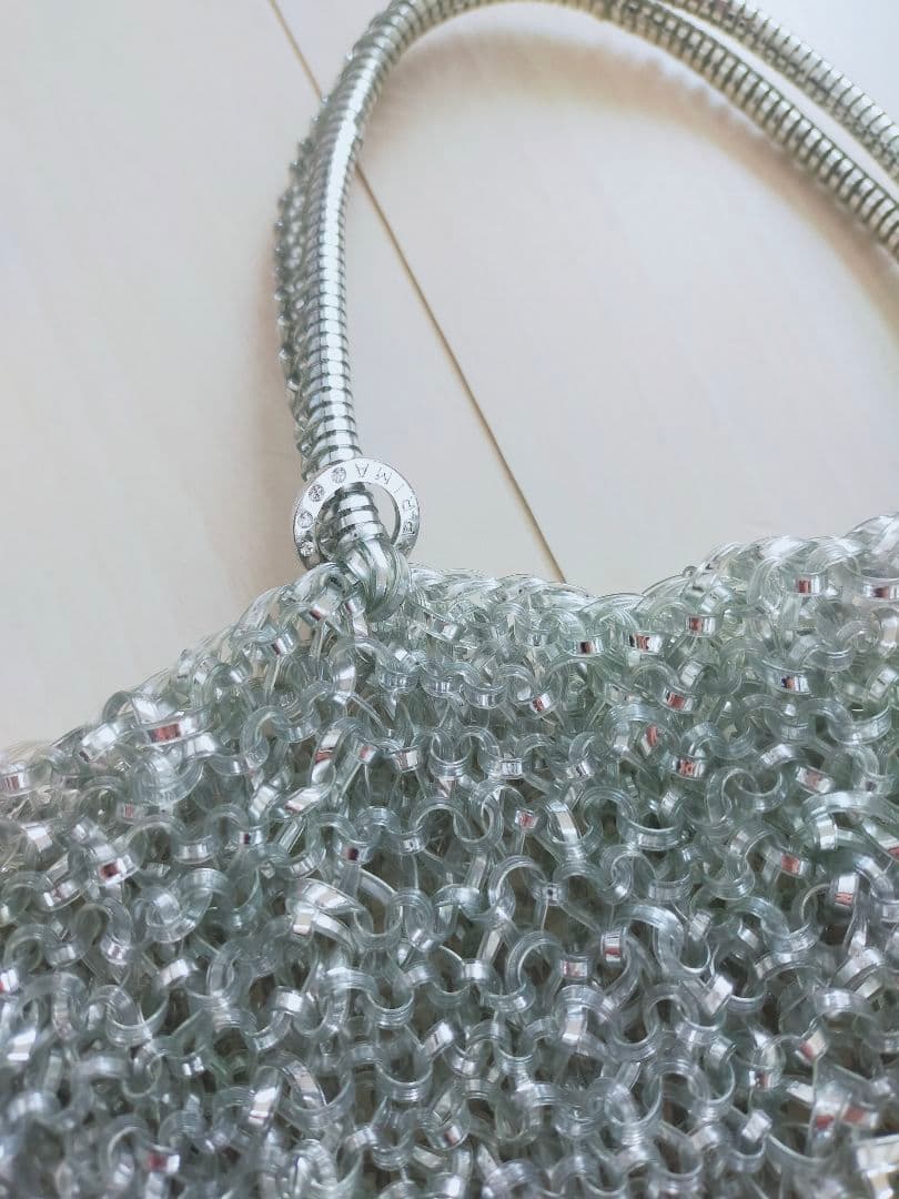 アンテプリマ　ANTEPRIMA　シルバーバック