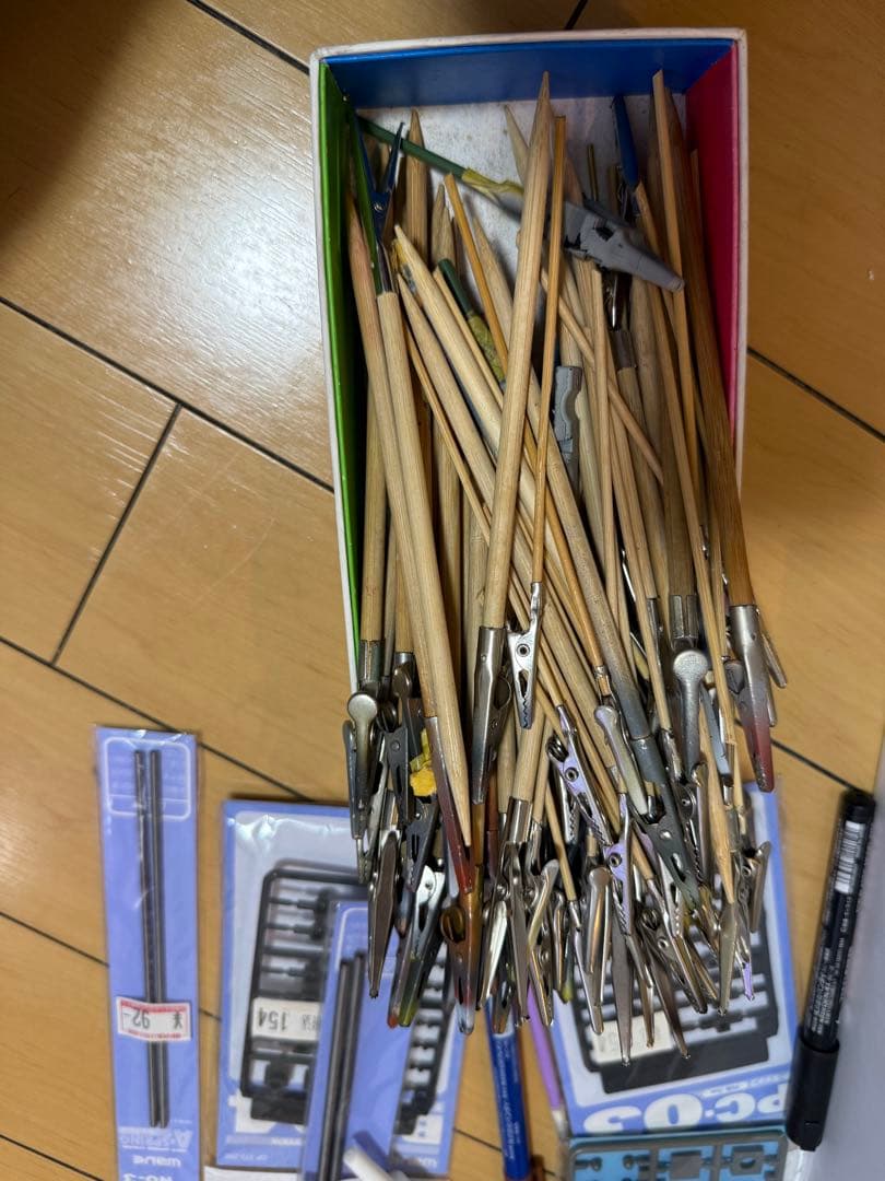 模型用品　プラモデル　工具　塗料　ペンサンダー