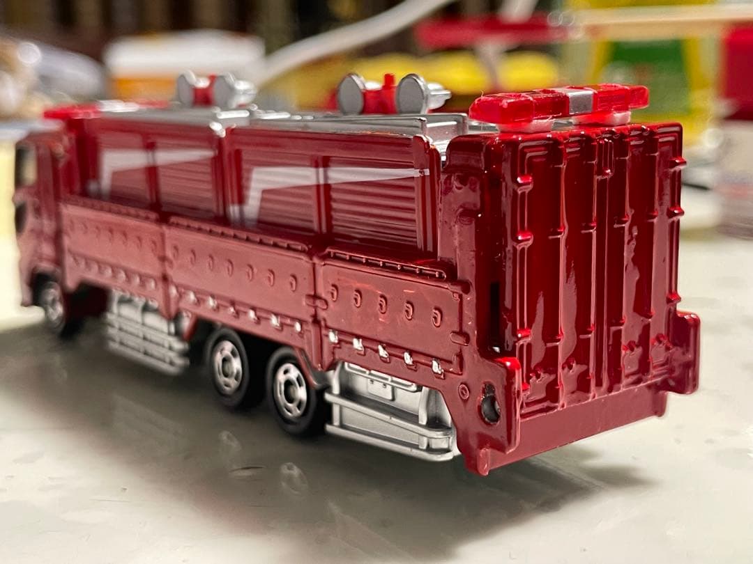 改造消防トミカ　大型高度特殊救助車