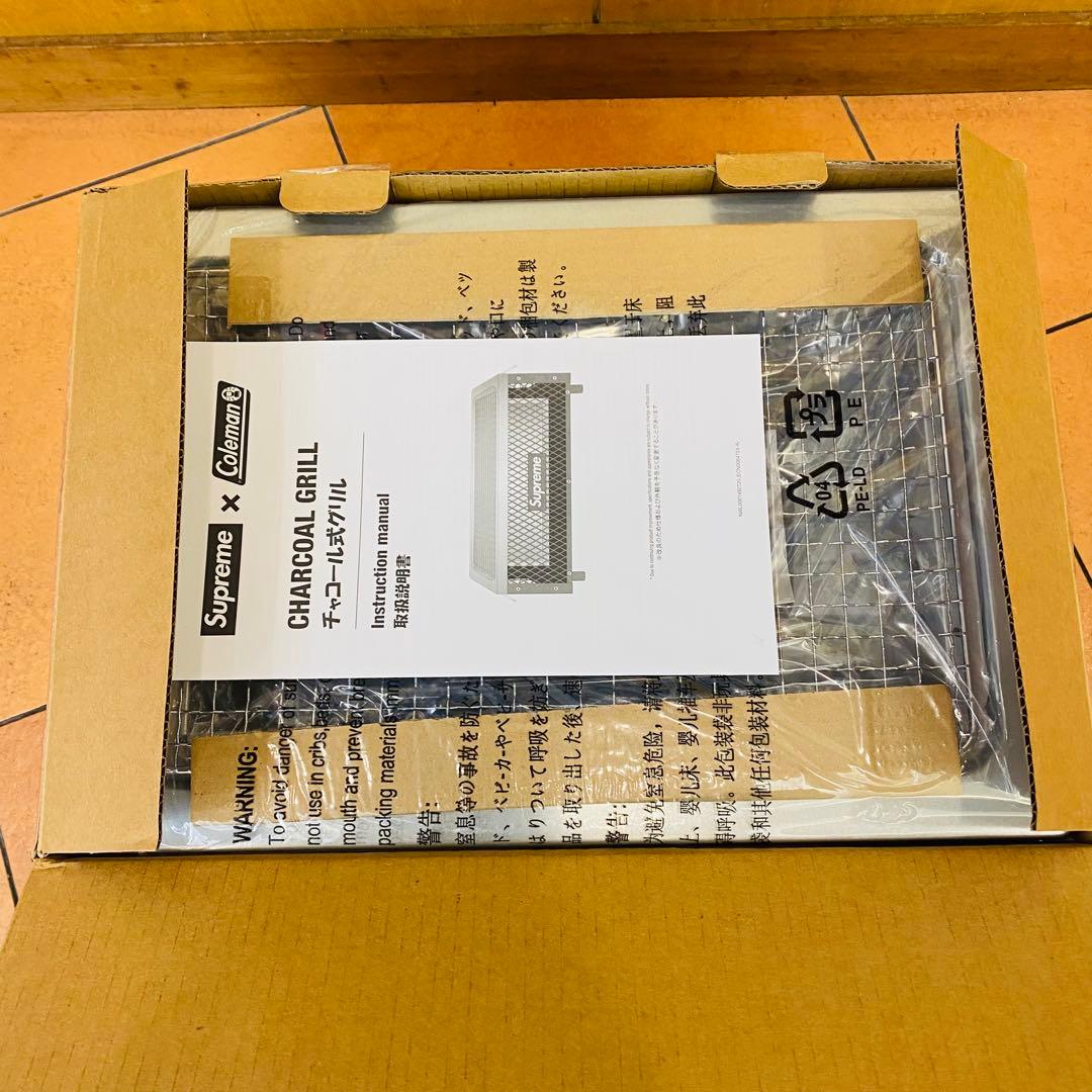 supreme × Coleman TABLE TOP GRILL