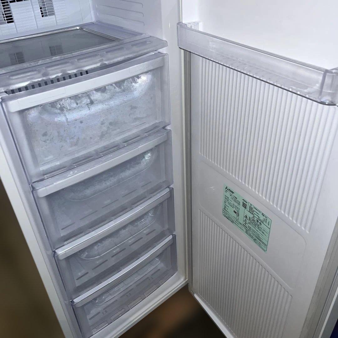 ⭐︎ほぼ新品/MITSUBISHI/三菱/冷凍庫/たっぷり大容量/大人気モデル/