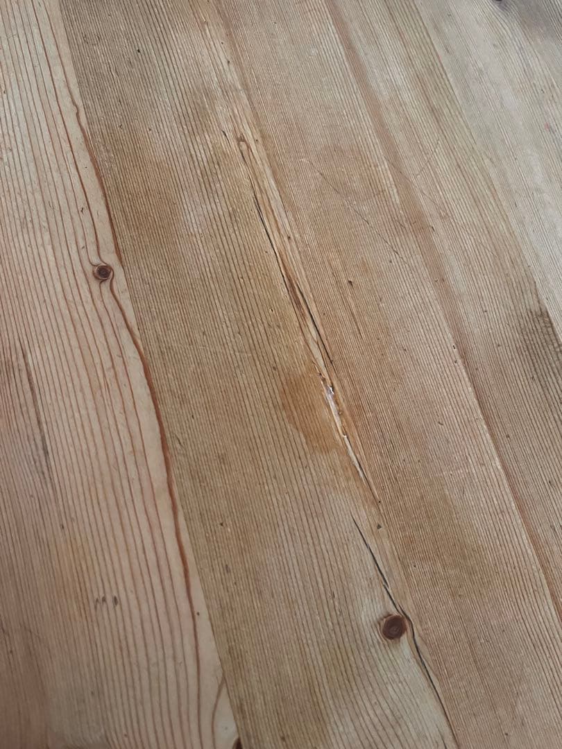 無垢パイン材ダイニングテーブル　おしゃれ