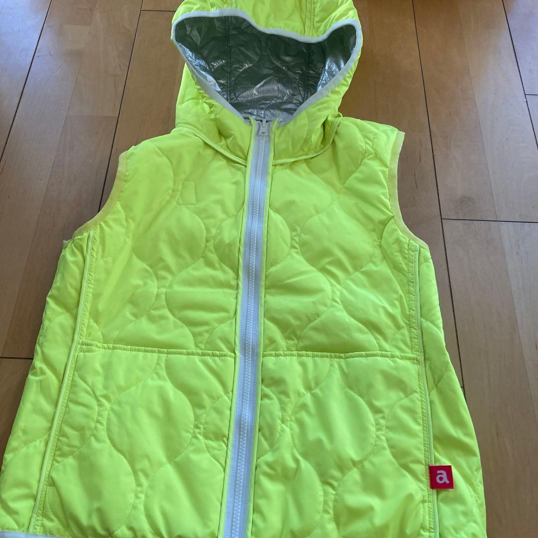 アルチビオ シルバー イエロー フード付き ベスト