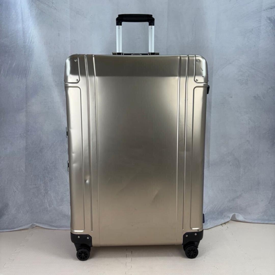 限定】ZERO HALLIBURTON Geo アルミニウム 83Lブロンズ