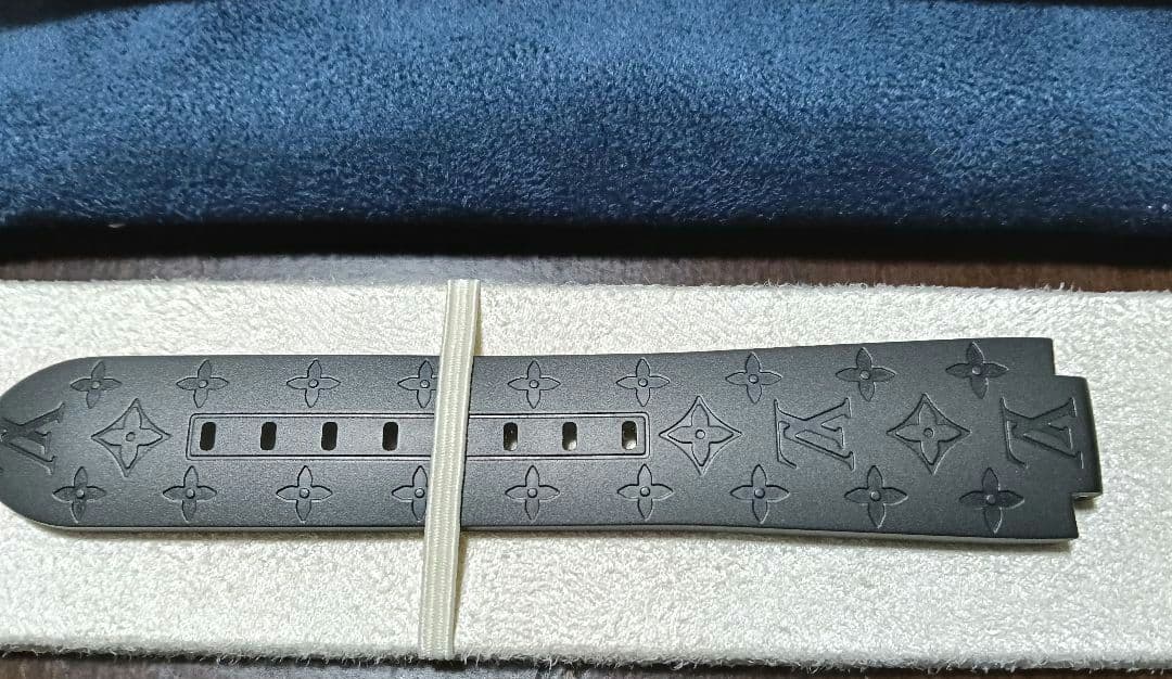 【専用】ルイヴィトン 純正 モノグラムラバーストラップ L