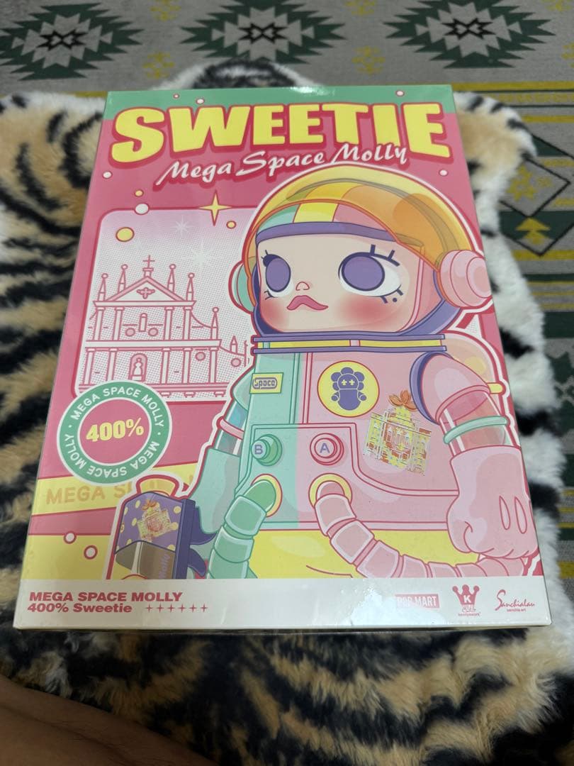 新品❢MEGA コレクション SPACE MOLLY 400% Sweetie