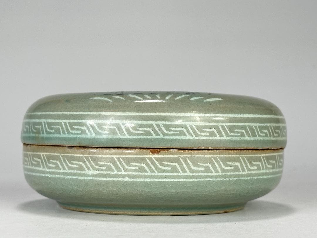 韓国美術 高麗青磁 黒白象嵌 花卉文 香合 時代 古物 朝鮮古陶磁 木工、竹