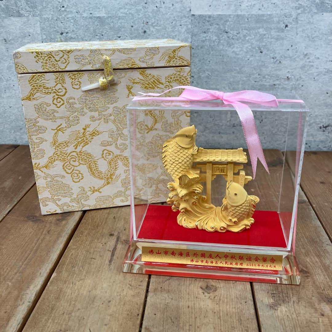 LALIQUE グレー ガラス花瓶 動物模様 - メルカリ LALIQUE グレー