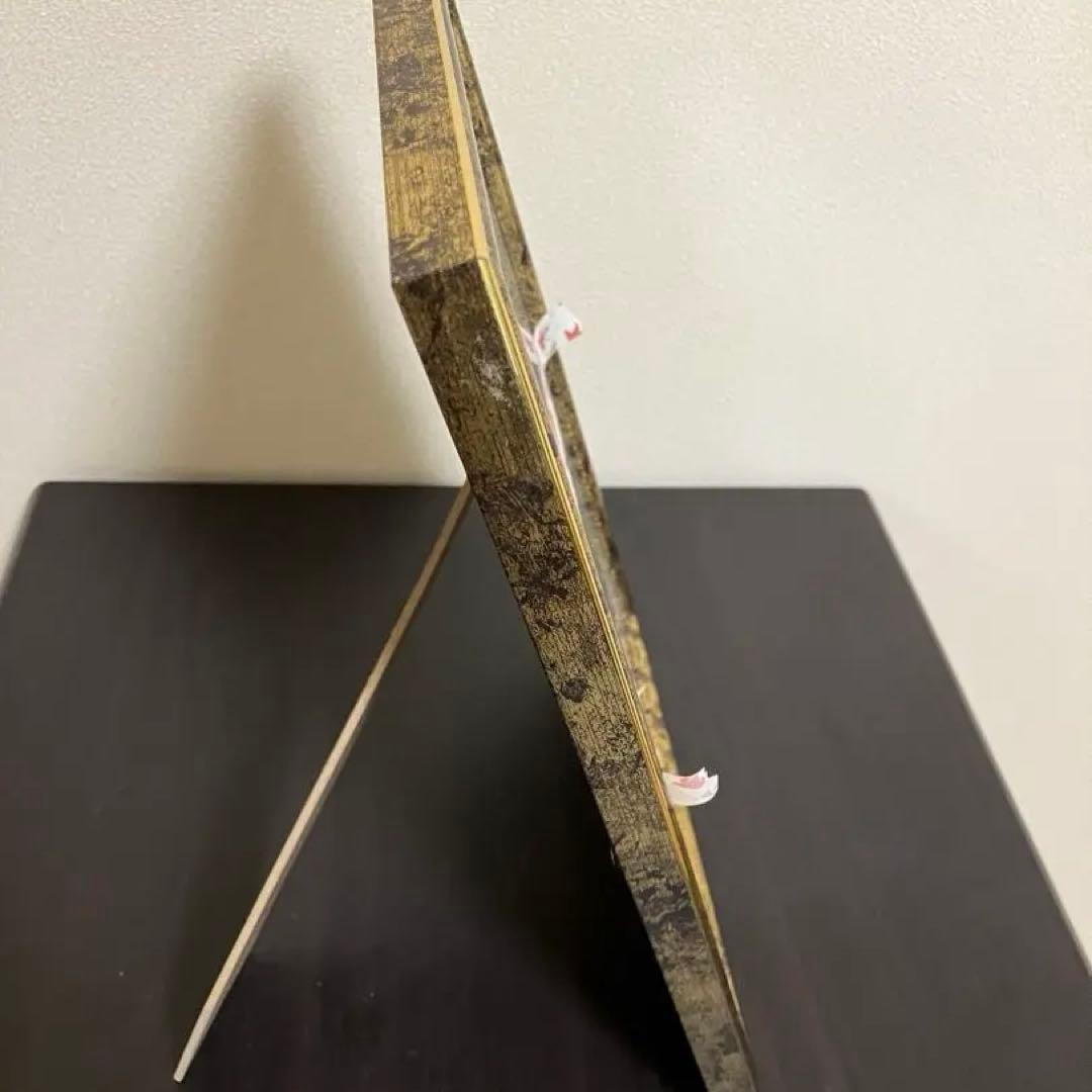 女優画18 額装品　額縁寸法32.7㎝×24.0㎝×1.5㎝　色鉛筆画　定款付