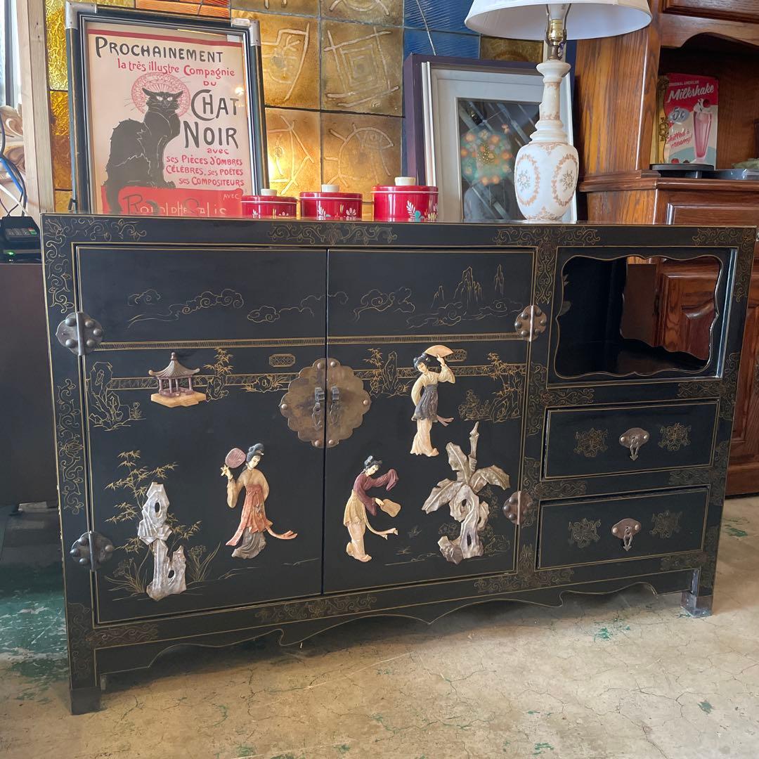 中国家具・アンティークキャビネット、黒漆・螺鈿箪笥