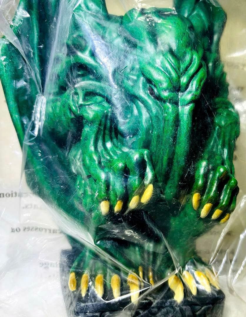★クトゥルフ神話の邪神　クトゥルフ★貯金箱★新品未開封