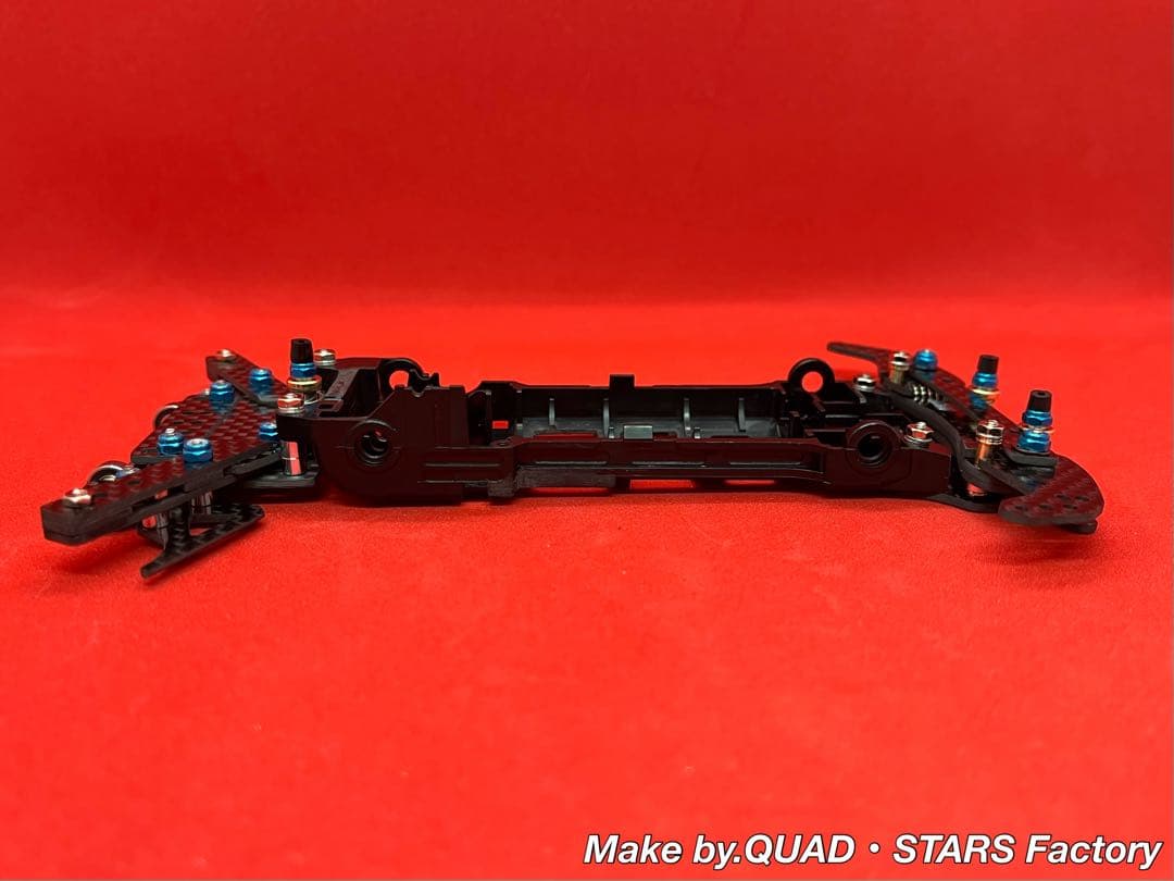 【ミニ四駆・S2用】2軸ATピボット＋1軸アンカー＋リヤスキッド　ブラックアウト