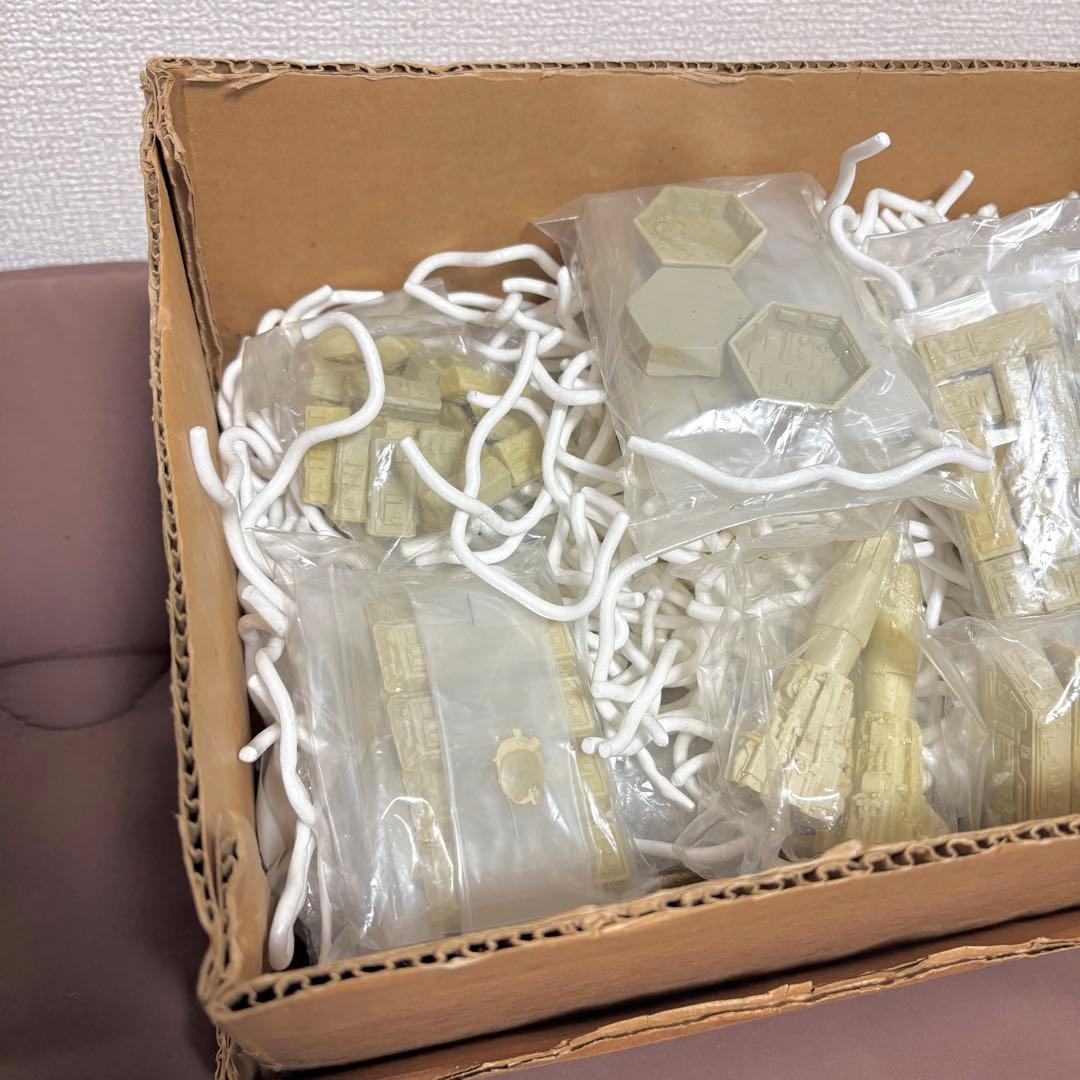 絶版品】ディスカバリー号☆2001年宇宙の旅☆ガレージキット☆レジン