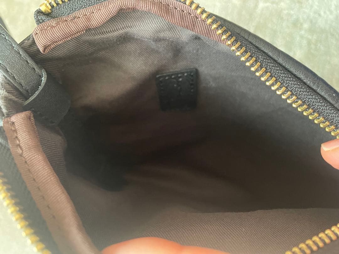 ワンハンドルバッグ　黒　牛革　日本製　ジェメイル