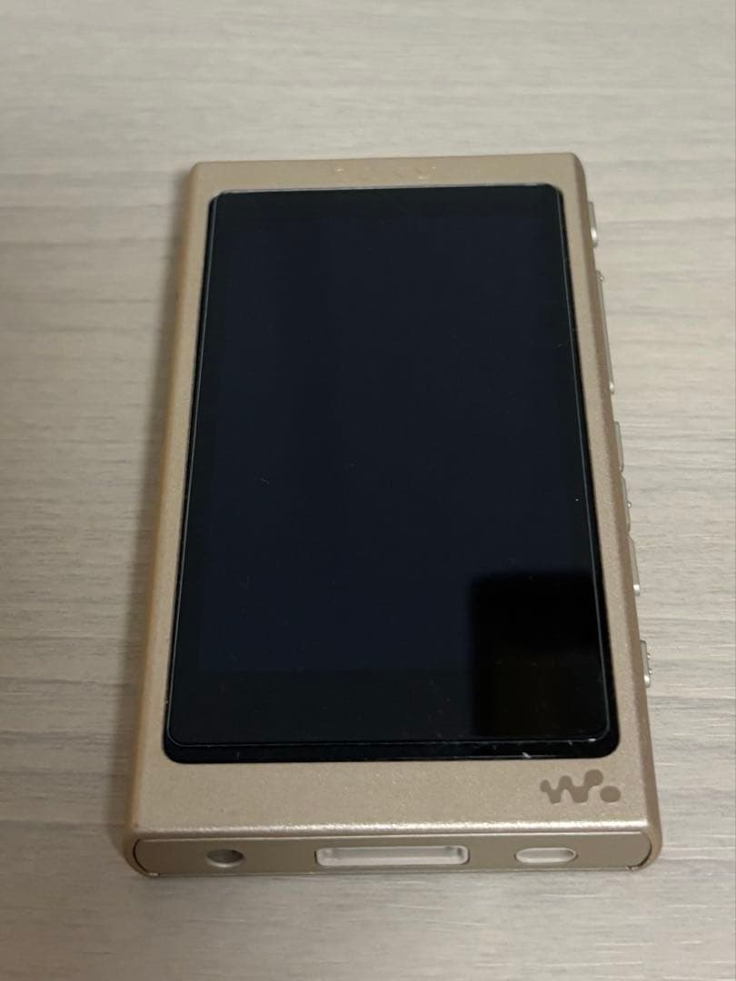 SONY ソニーウォークマンNW-A45 ペールゴールド (N) 16㎇ - メルカリ
