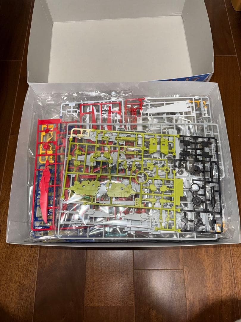 HGデスティニーガンダムゼウスシルエット RGアカツキガンダムオオワシ　シラヌイ