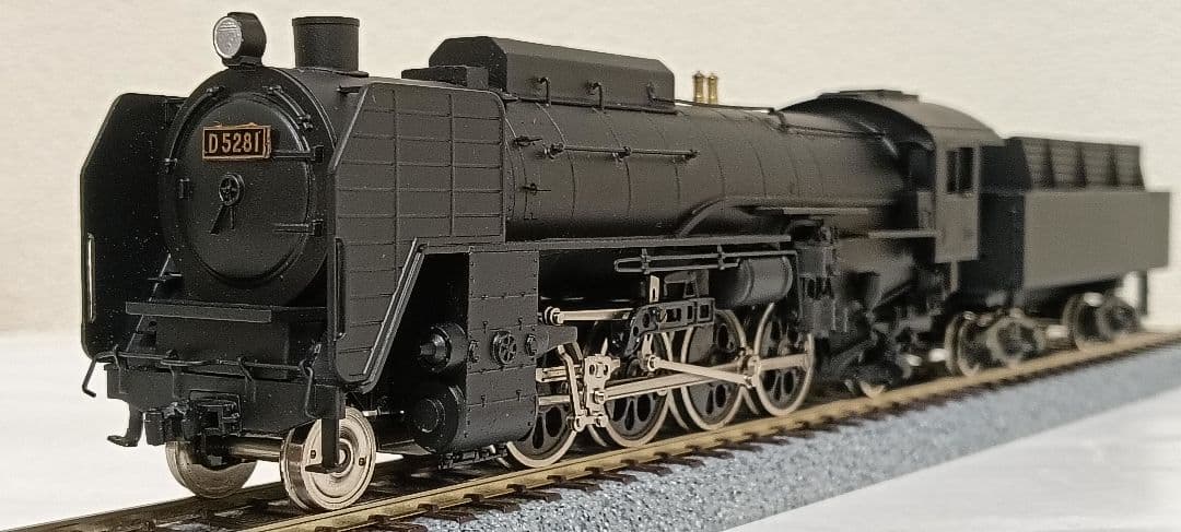 HOゲージ 天賞堂アダチ D52蒸気機関車 戦時型、メンテナンス済 - メルカリ