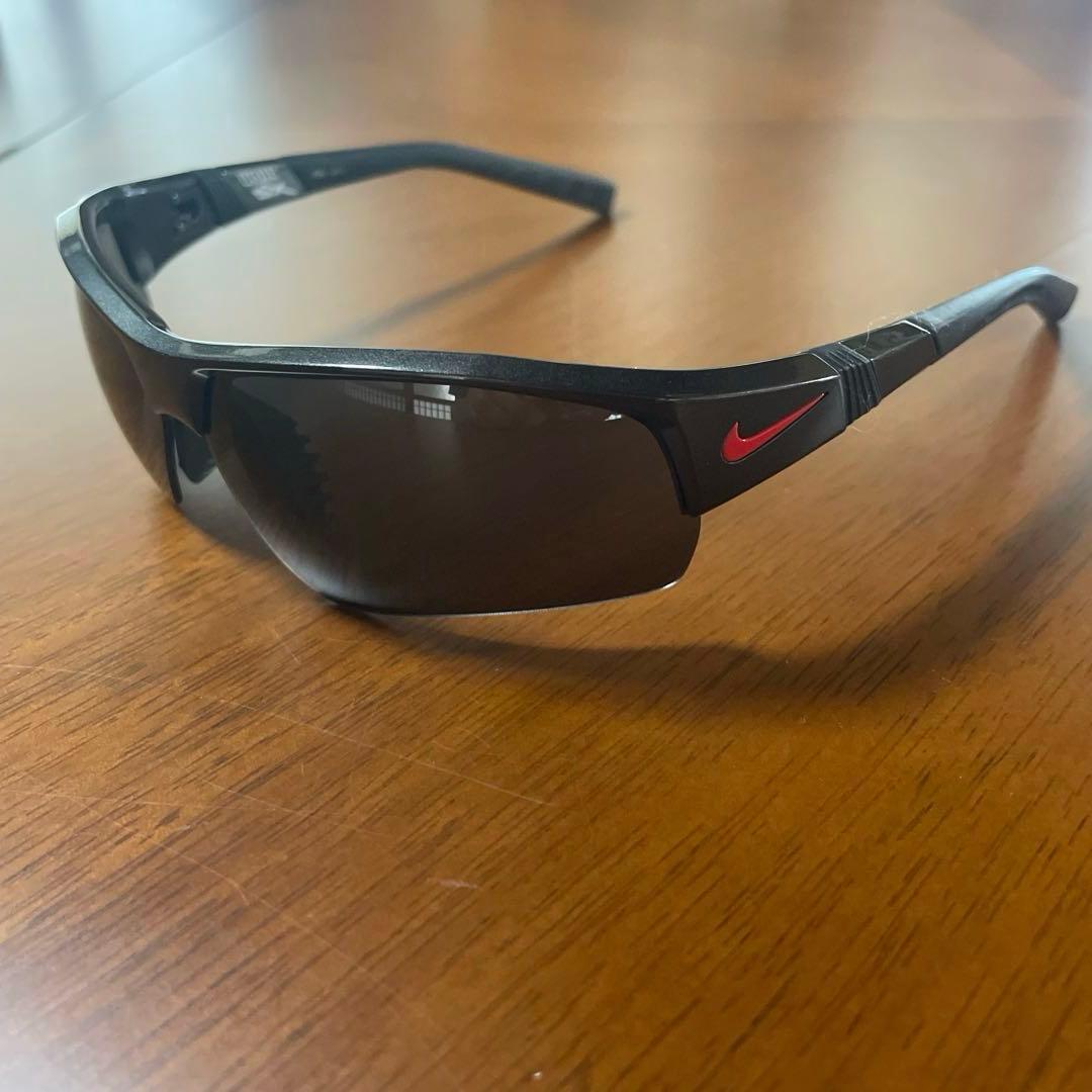 長渕剛 着用 NIKE 赤ロゴ 二枚レンズ サングラス 長渕