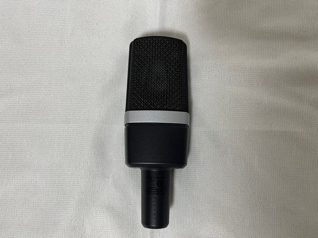 AKG C214 コンデンサーマイク ハードケース付き