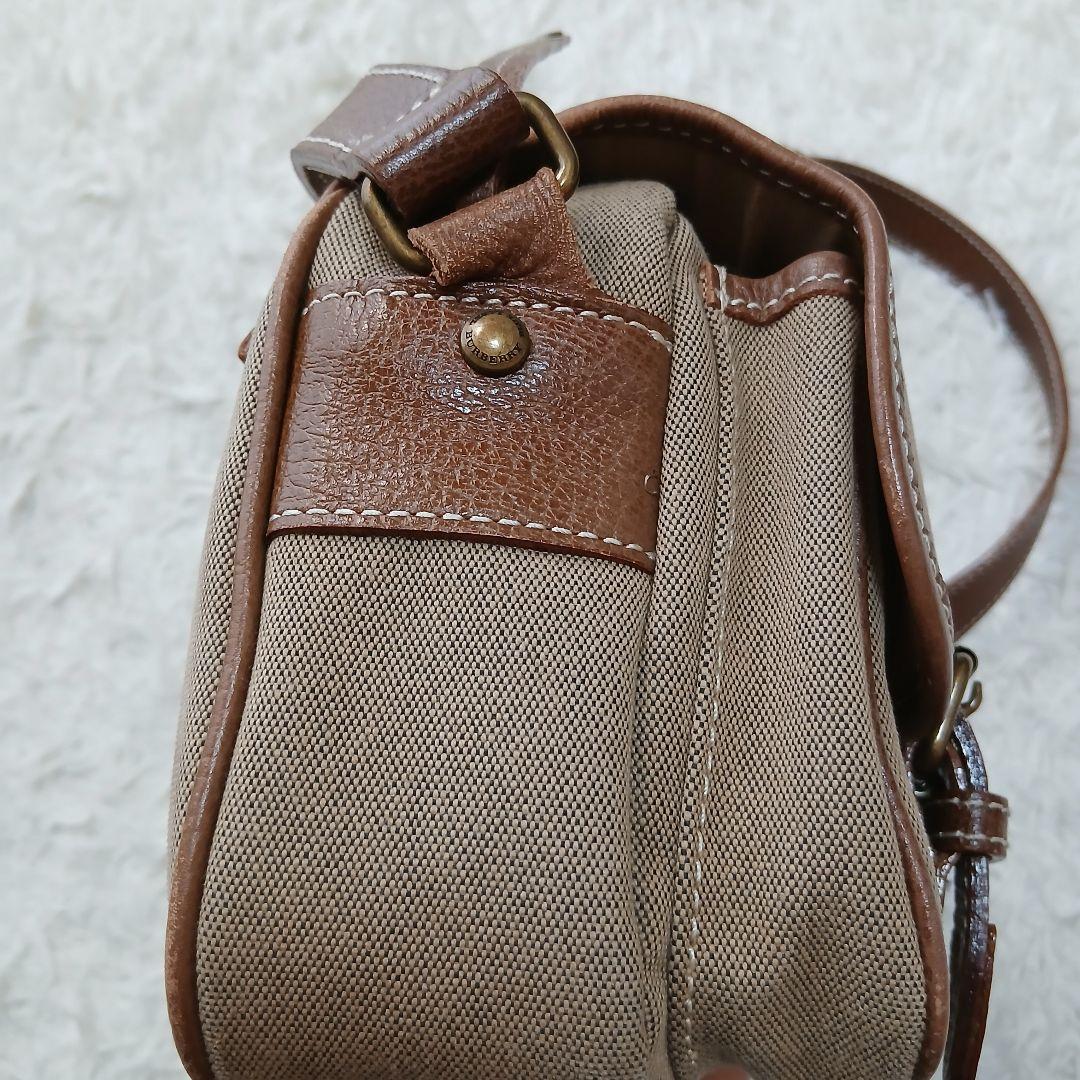 【BURBERRY BLUE LABEL】キャンバス ショルダーバッグ ロゴ刺繍