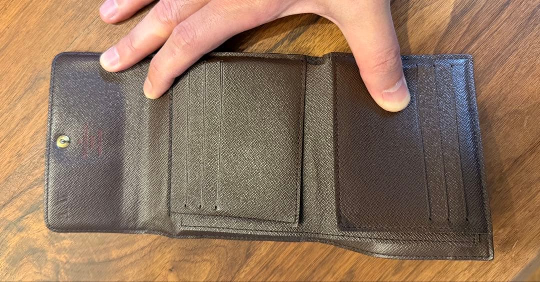 【値下げ美品】ルイヴィトン　財布　メンズ　レディース　ダミエ　三つ折り畳み財布