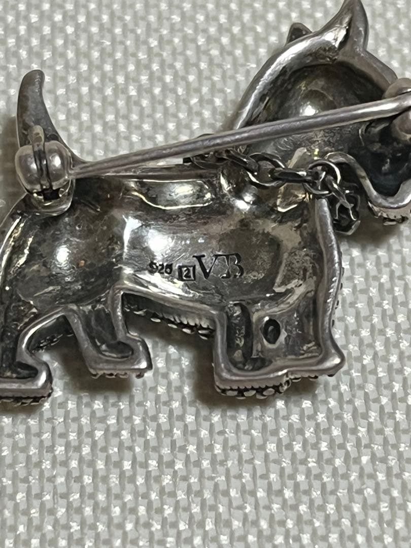 白蝶貝カメオ ミュシャ(アイビー)IEI ペンダントトップOrブローチにも