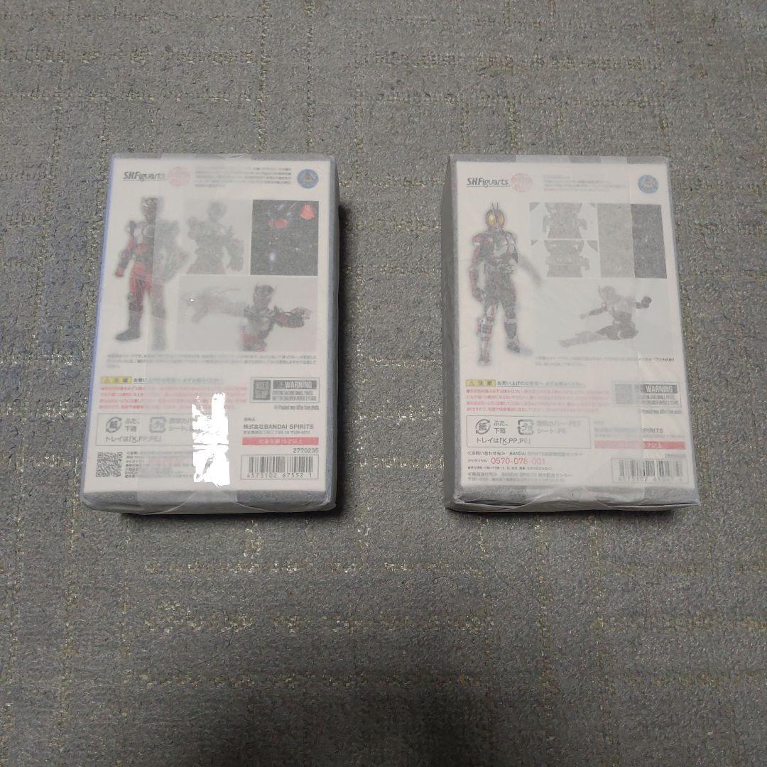 S.H.Figuarts 真骨彫製法 仮面ライダー龍騎＆ファイズ