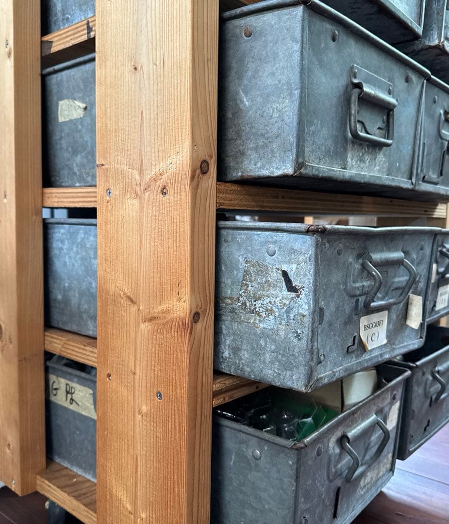 ドイツ蚤の市 ヴィンテージコンテナ スタッキング 8個