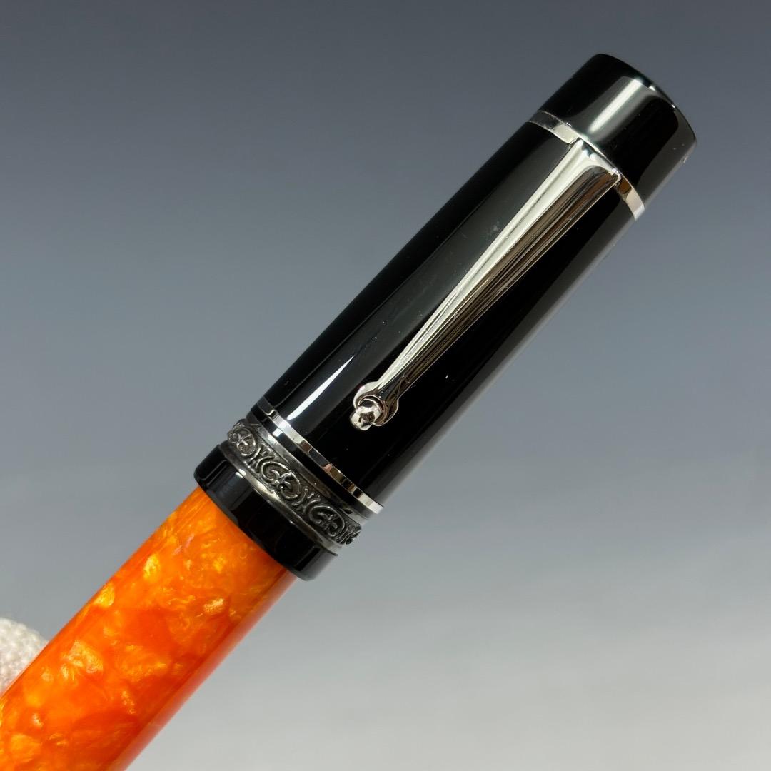 状態良【デルタ本物】万年筆/ドルチェヴィータ/ペン先K14/ブラック