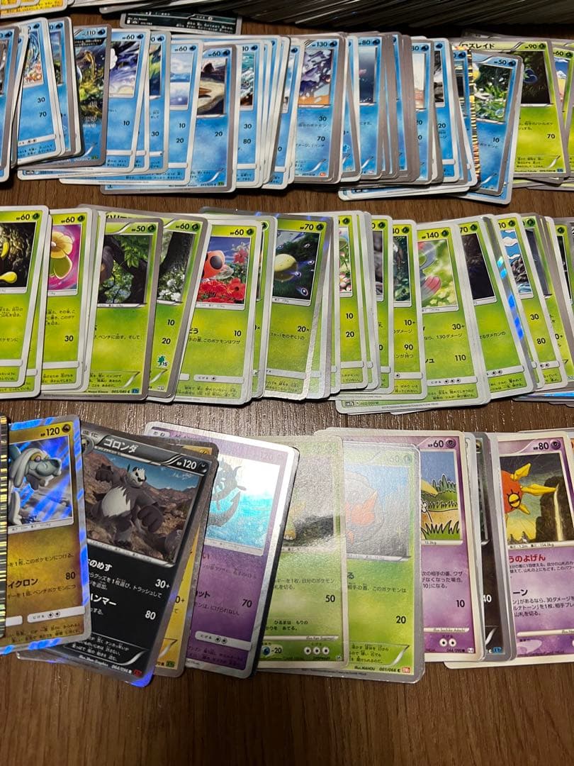 て*ト様 ポケモンカードまとめ売り、引退品