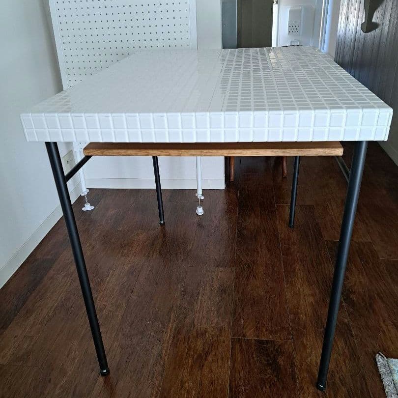 【稀少】タイルテーブル(幅65×奥行き85×高さ72)