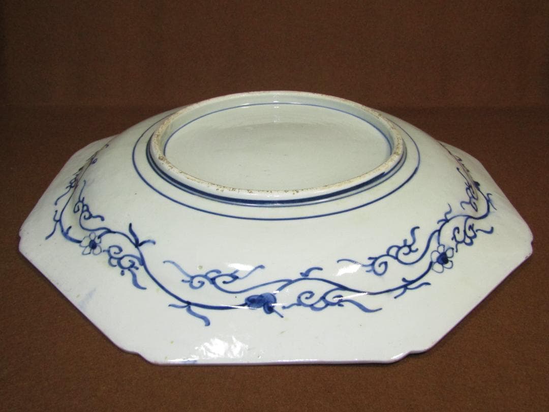 【染付　山水図　八角大皿】古伊万里