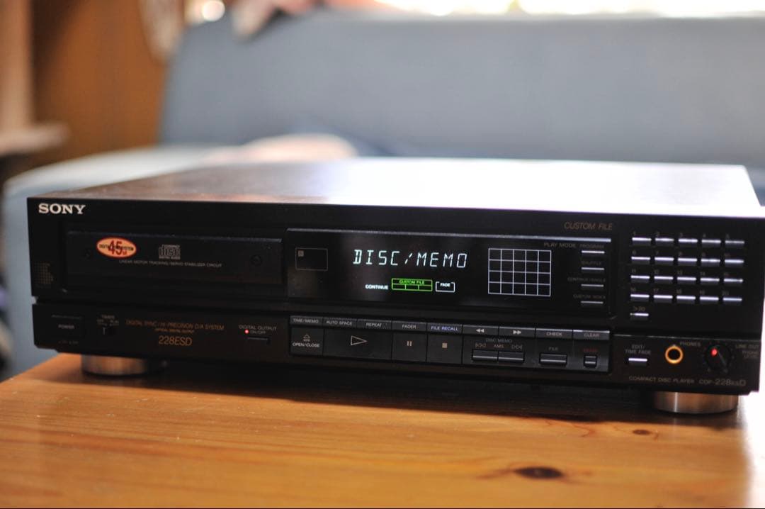 ⚠️ジャンク品 SONY CDプレーヤー 228ESD リモコン付き