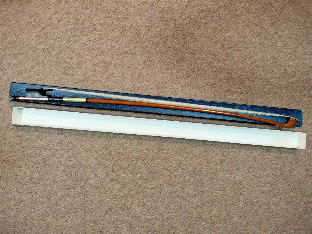 チェロ 木製 オレンジ色 4/4　スズキ製