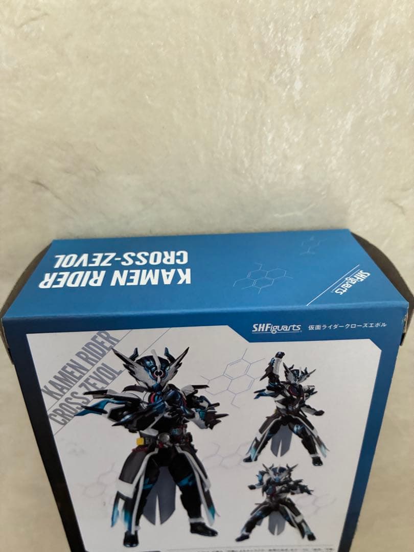S.H.Figuarts 仮面ライダークローズエボル　開封済み