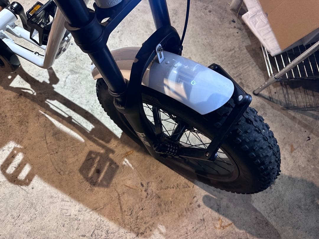 FLOW BIKE 走行距離23km 格安