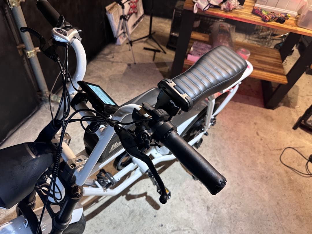 FLOW BIKE 走行距離23km 格安