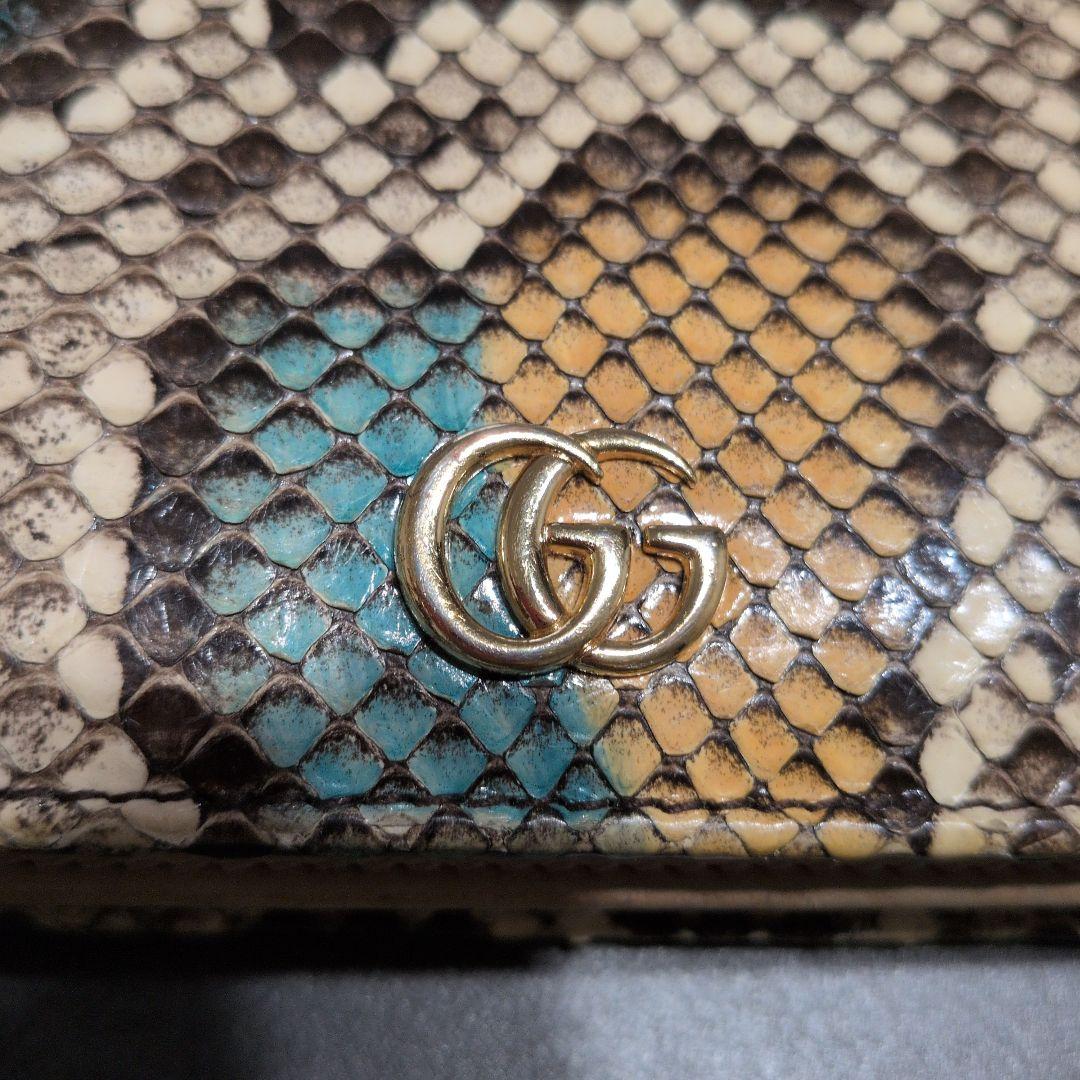 ブ*e様 【クリスマスセール中】GUCCI 金運風水グッチ パイソン 蛇革