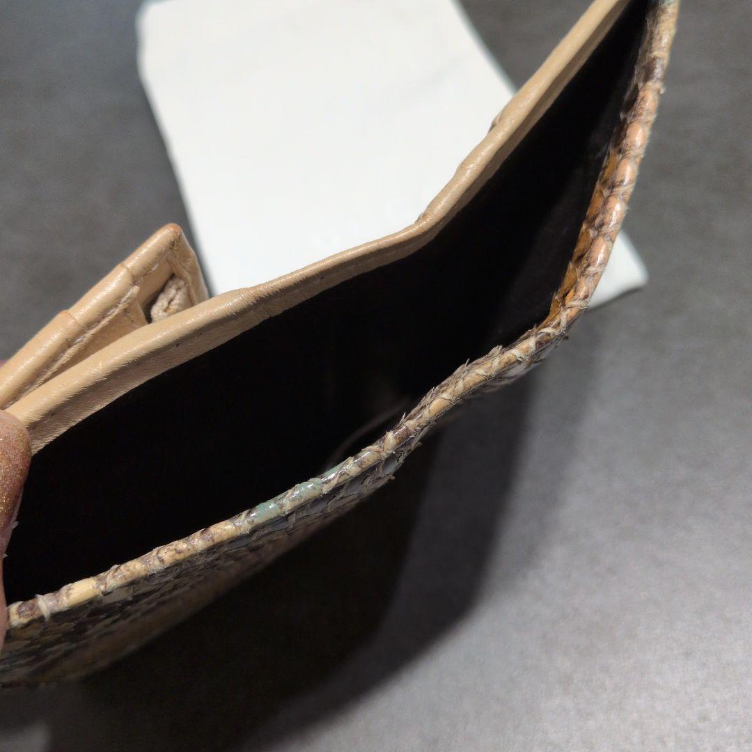 ブ*e様 【クリスマスセール中】GUCCI 金運風水グッチ パイソン 蛇革