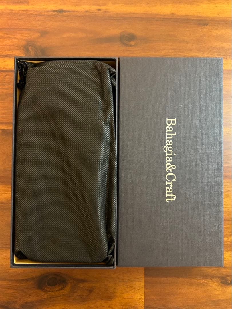 バハギア　Bagagia&Craft ラウンドジップペンケース コニャック