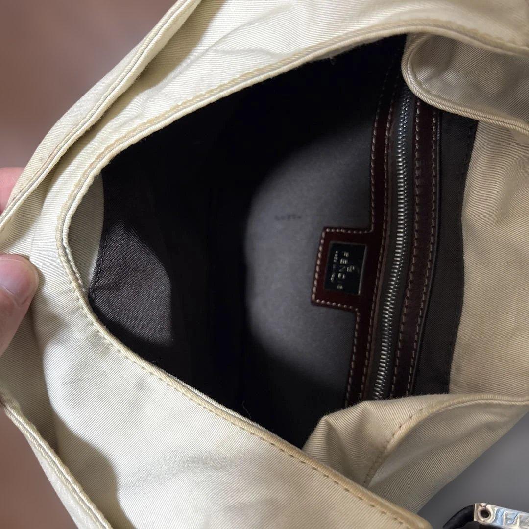 Fendi ショルダーバッグ ベージュ キャンバス