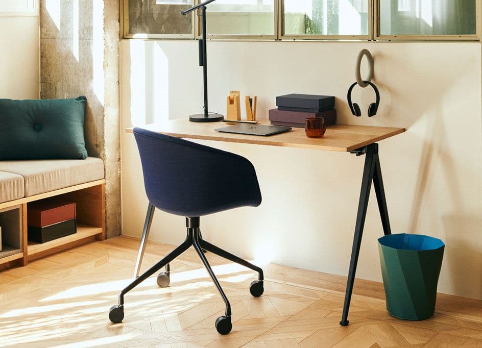 アイスブルー ヘイ ピラミッドデスク HAY PYRAMID DESK