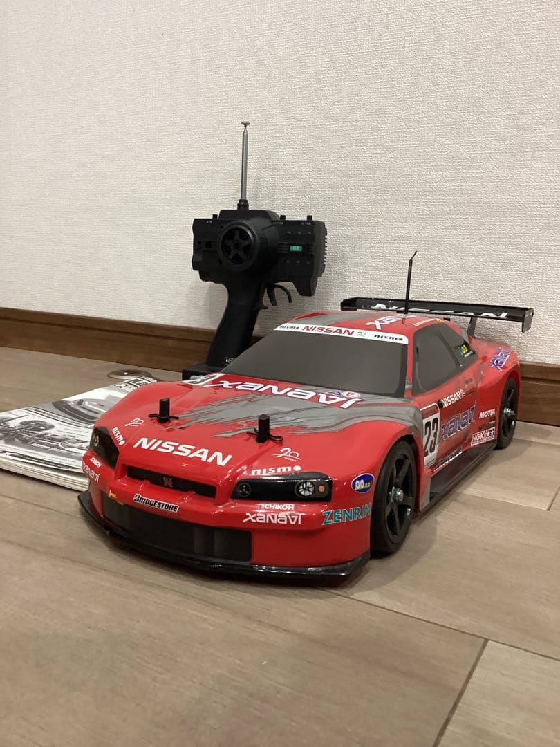 タミヤ　スカイライン　ニスモGT-R R34 TB-02シャーシ 1/10