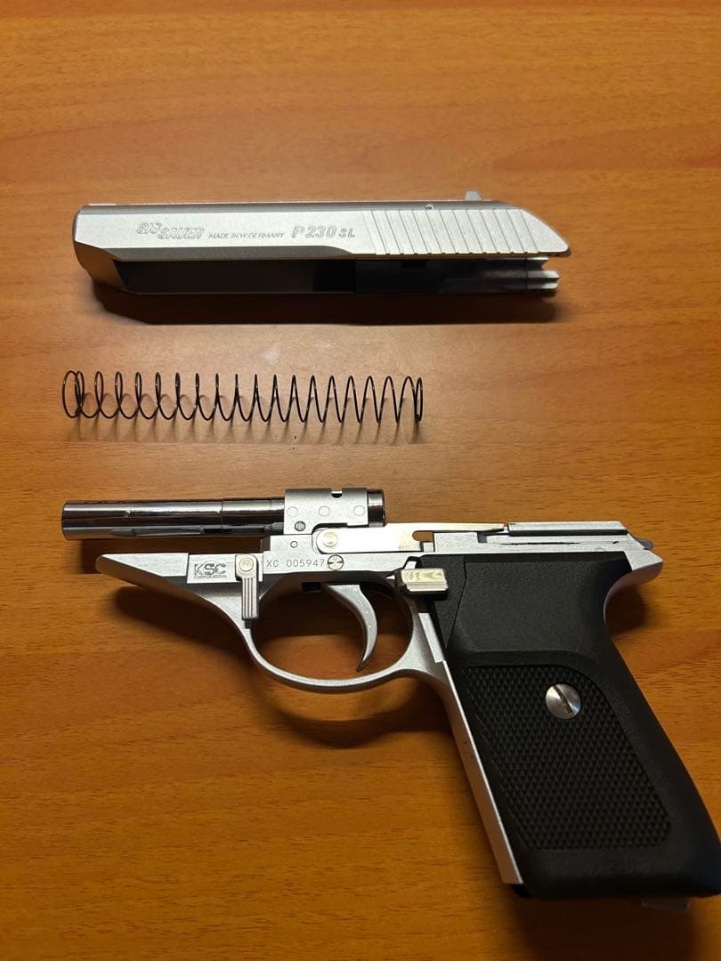 KSC P230ガスガン シルバーHW(ガンケース/ロングアウターバレル付)