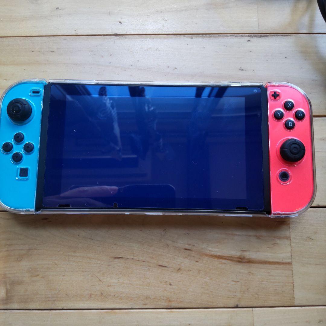 NintendoSwitch　ニンテンドースイッチ　本体　収納ケース付き