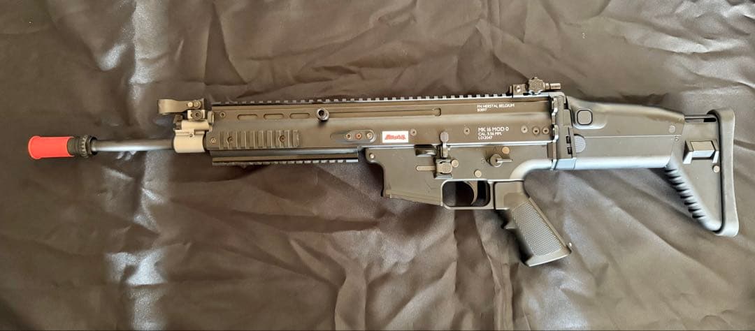 東京マルイ SCAR-L ブラック 本体 + バッテリー2個