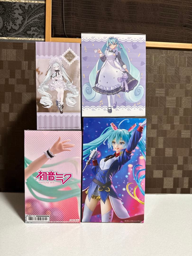 初音ミク　フィギュア　4点